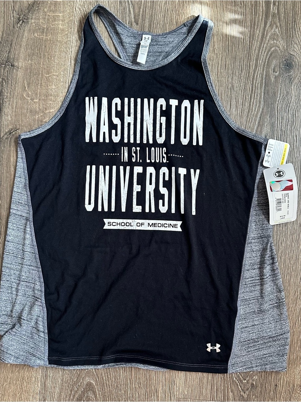 NWT Under Armor Women’s Tank Size Large
